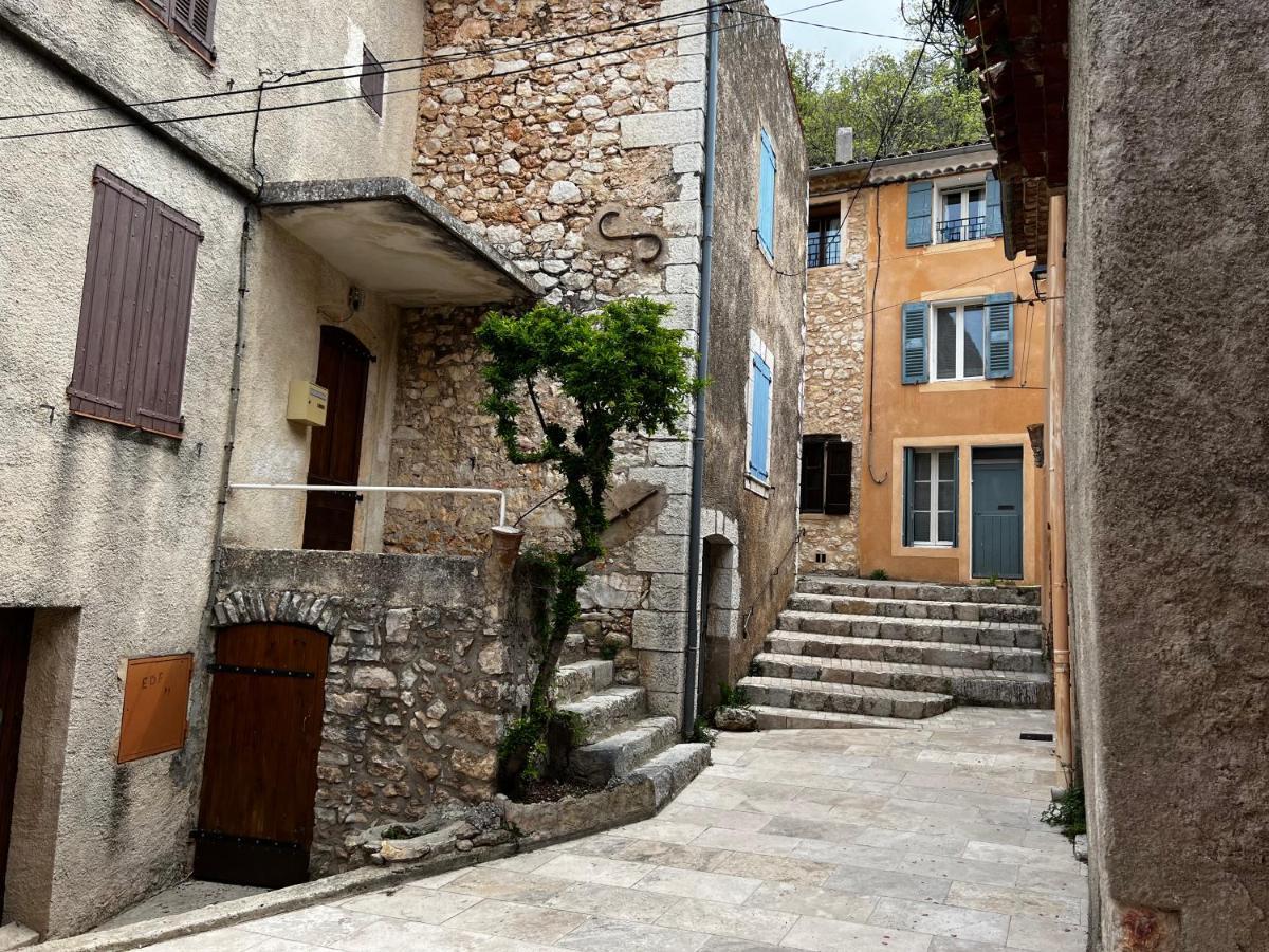 Le Vieux Chateau Aiguines Kültér fotó